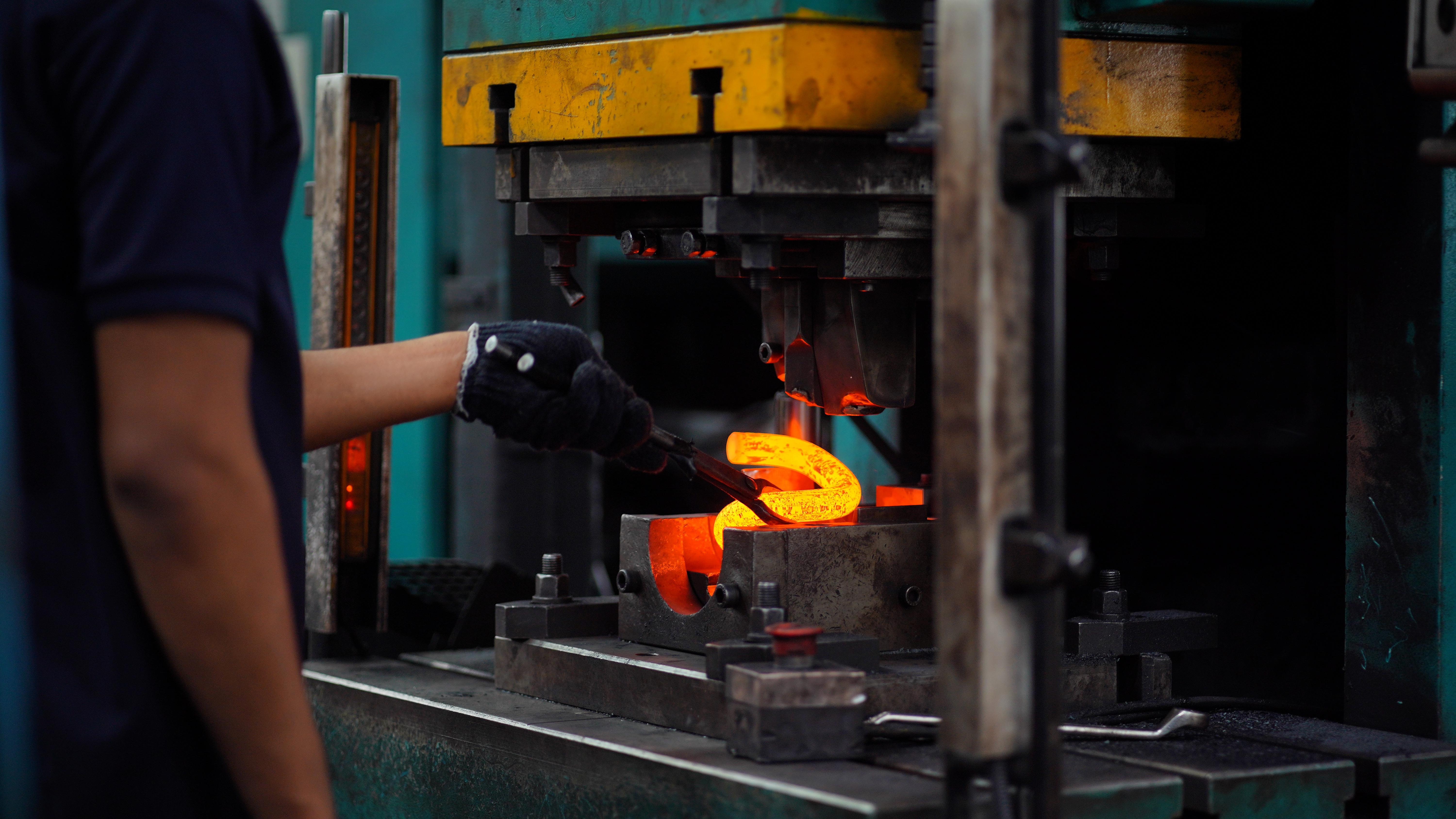 Fasteners Hero Image